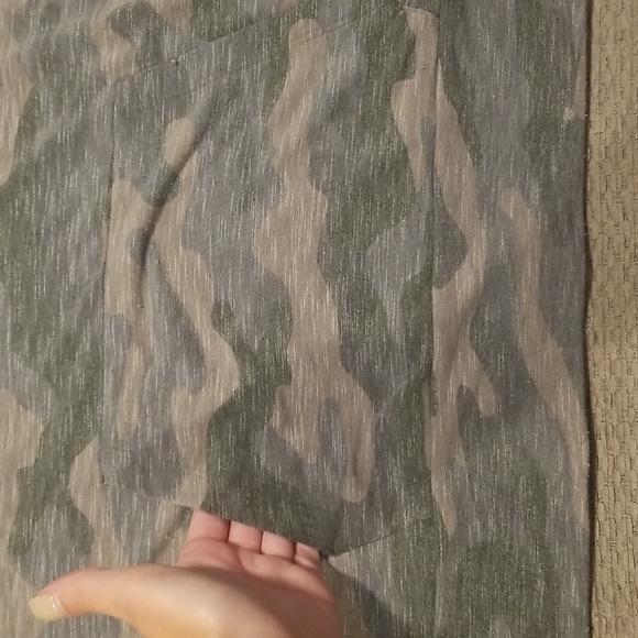 VS Pink Sweatshirt - Picture 7 of 13